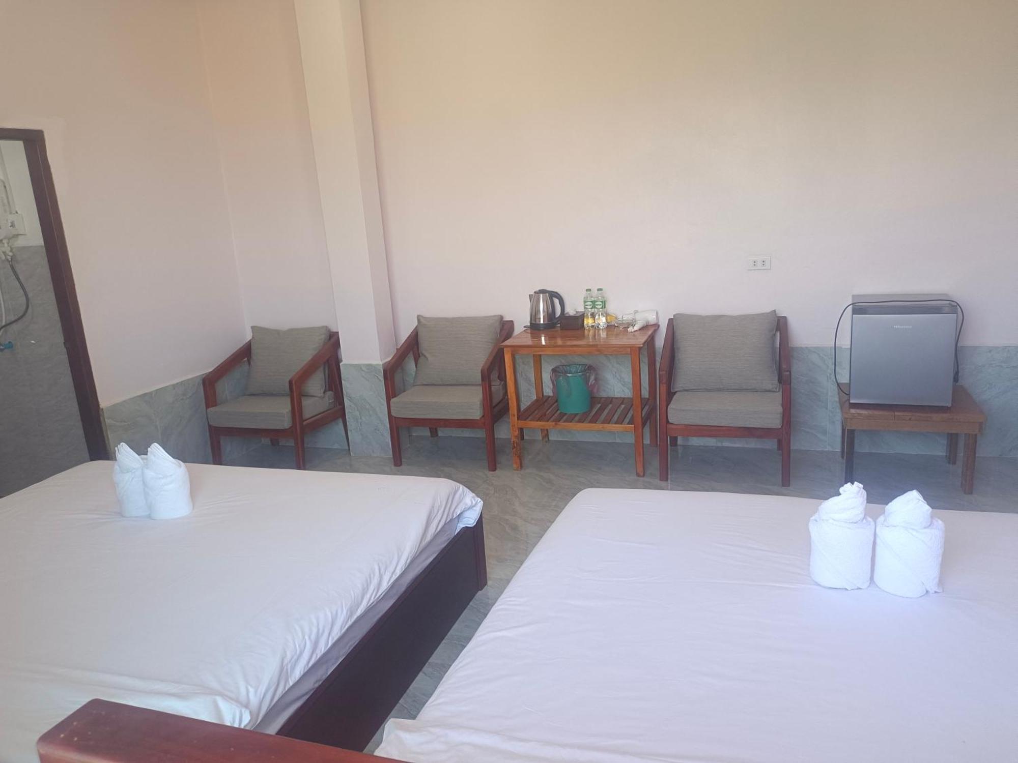 Dd Guesthouse Vang Vieng Exteriör bild