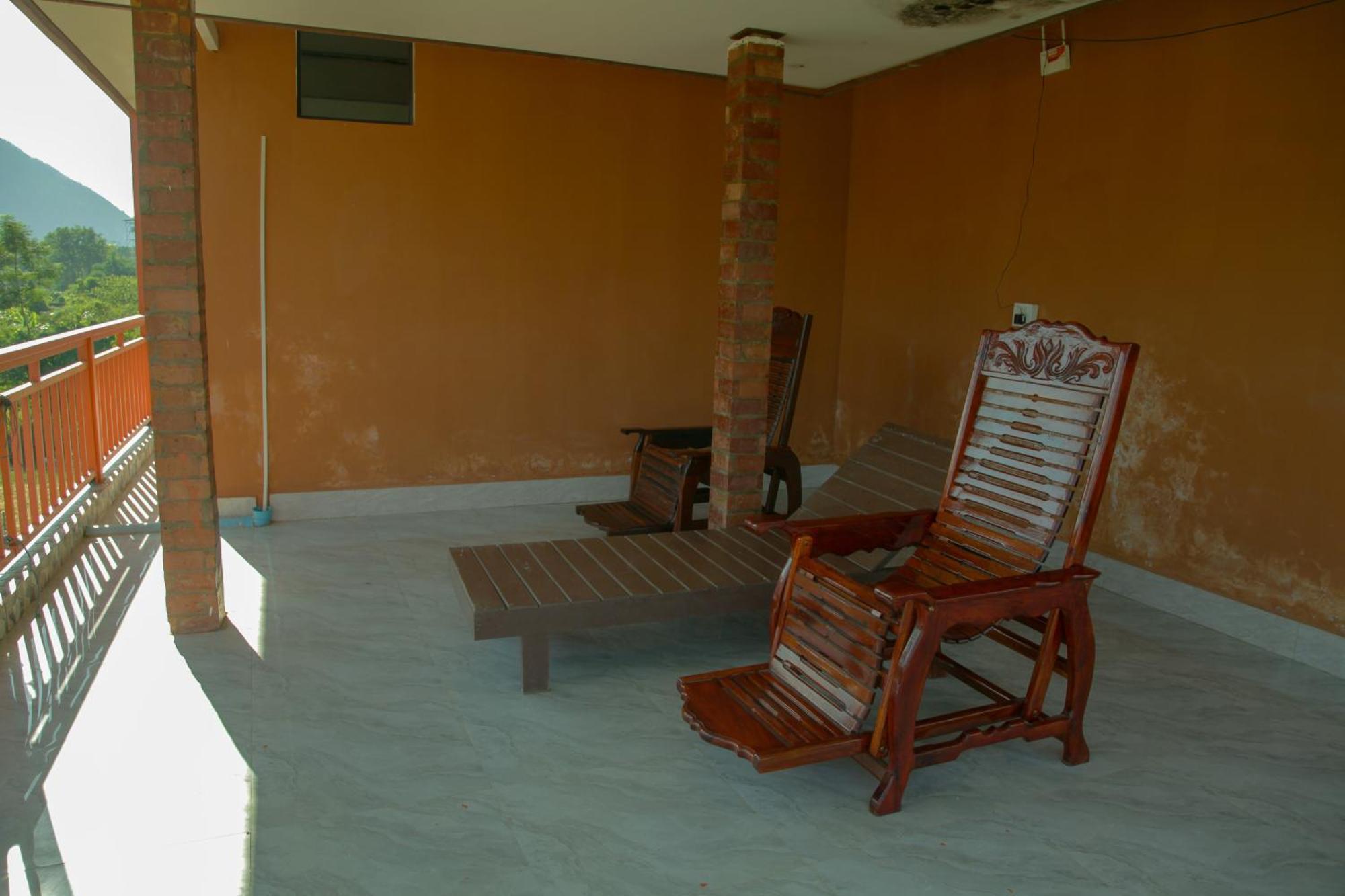 Dd Guesthouse Vang Vieng Exteriör bild